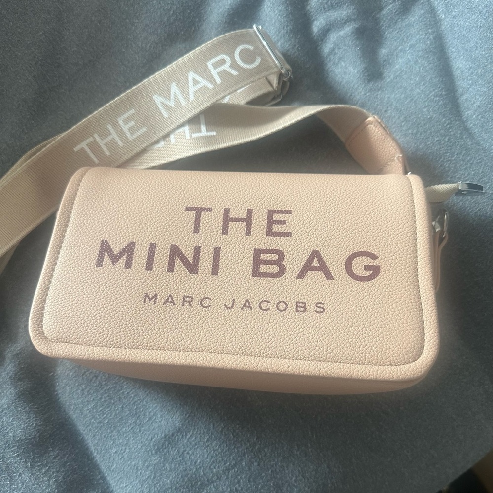 Marc Jacobs The Mini Bag in Tan